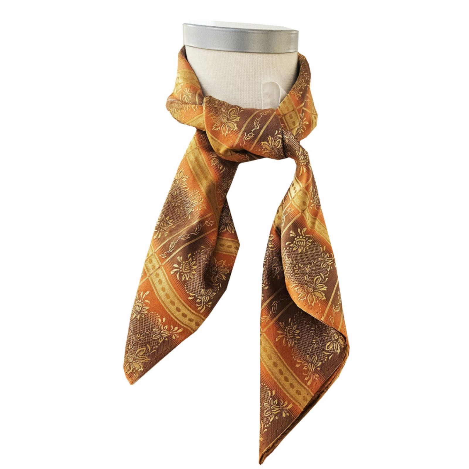 Maria silkeskjerf ⎮ 421