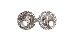 Spenne med syhol, oksidert