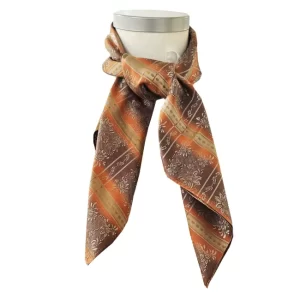 Maria silkeskjerf ⎮ 47