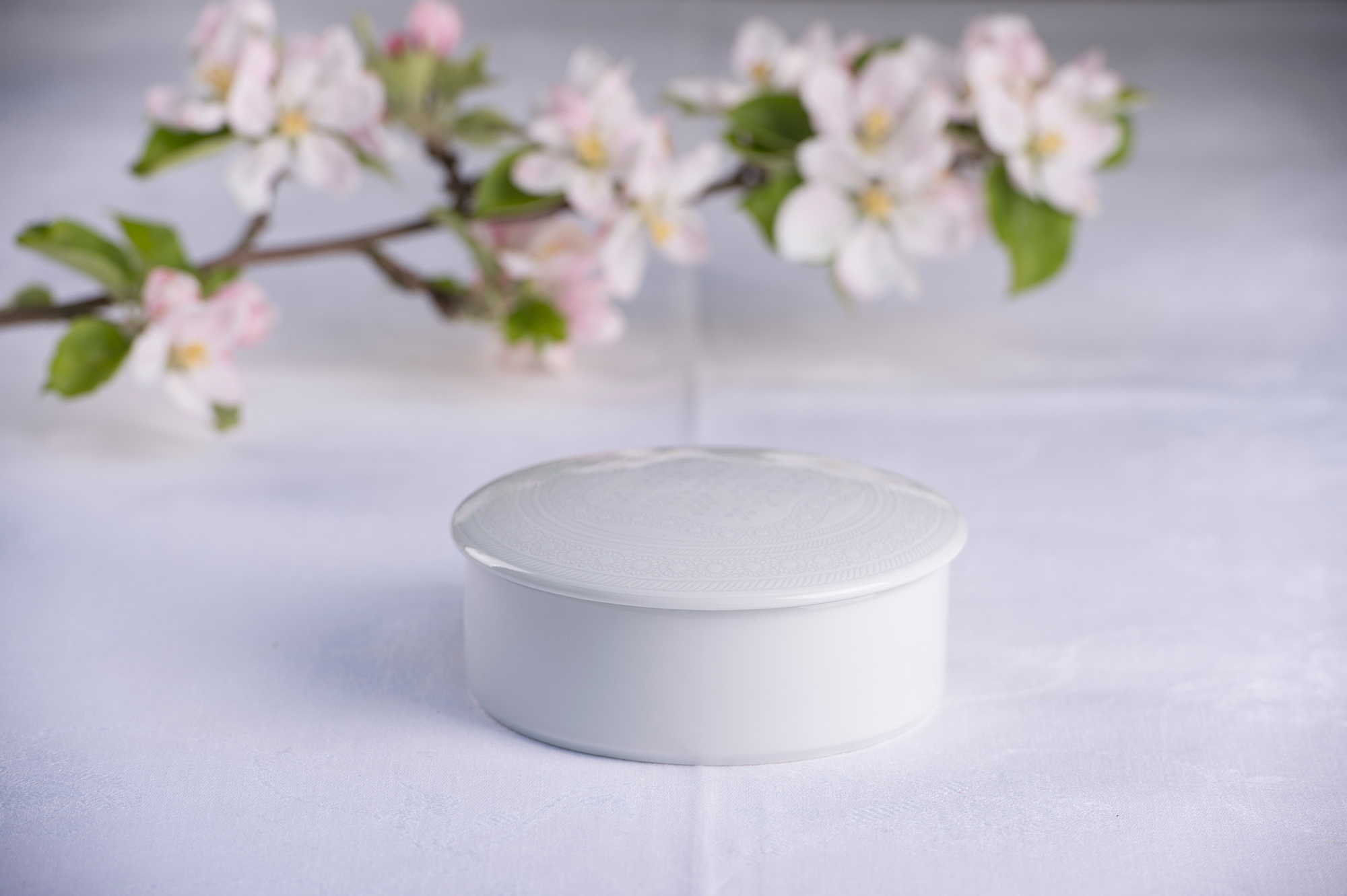 Tradisjon lite kvitt smykkeskrin