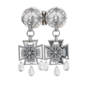 Halsknapp med rosett i korslauv