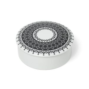 Tradisjon svart lite smykkeeskrin