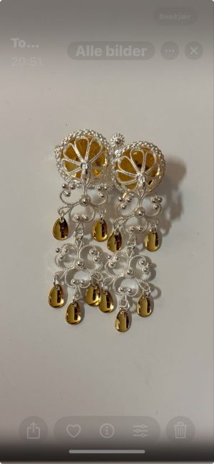 Halssølje med dobbel dråpelauv, kvit/forgylt SP