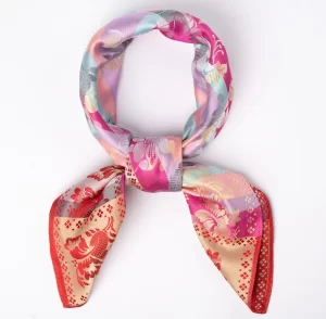 Gabriella Silkeskjerf ⎜ 02