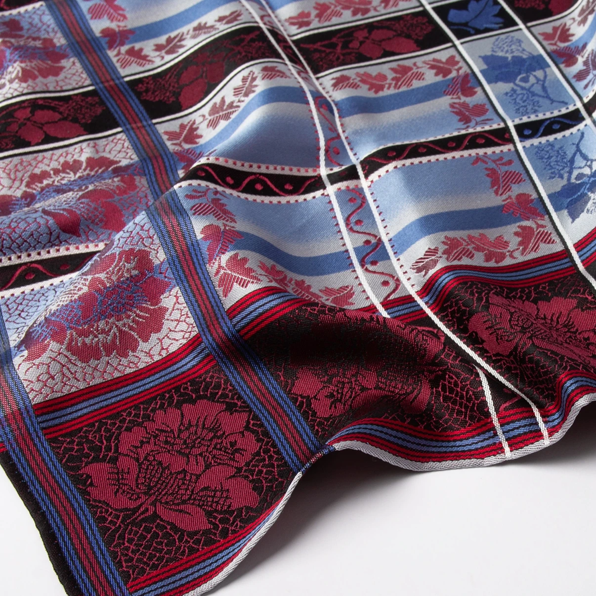 Eufemia silkeskjerf ⎮ 03 - Bilde 2