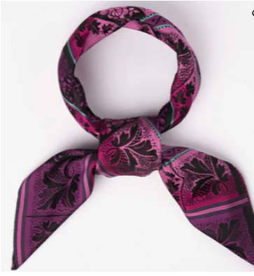 Lise Silkeskjerf ⎮ 52