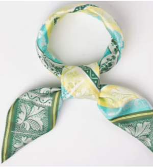 Lise Silkeskjerf ⎮ 10