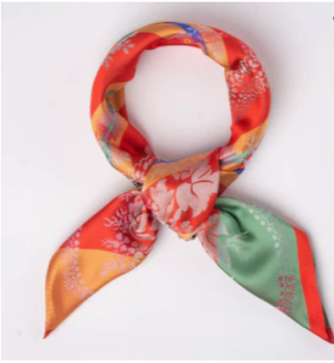 Madeleine Silkeskjerf ⎮ 11