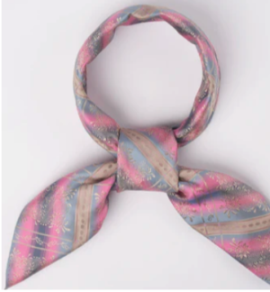 Maria Silkeskjerf ⎮ 48