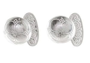 Mansjettknappar kløver, kvit