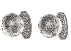 Mansjettknappar kløver, oksidert